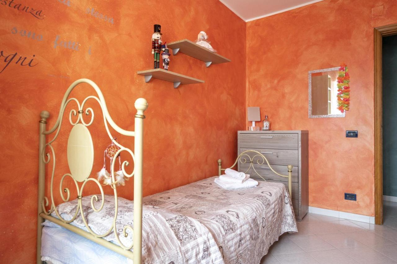Green House Apartment โมโนโปลี ภายนอก รูปภาพ