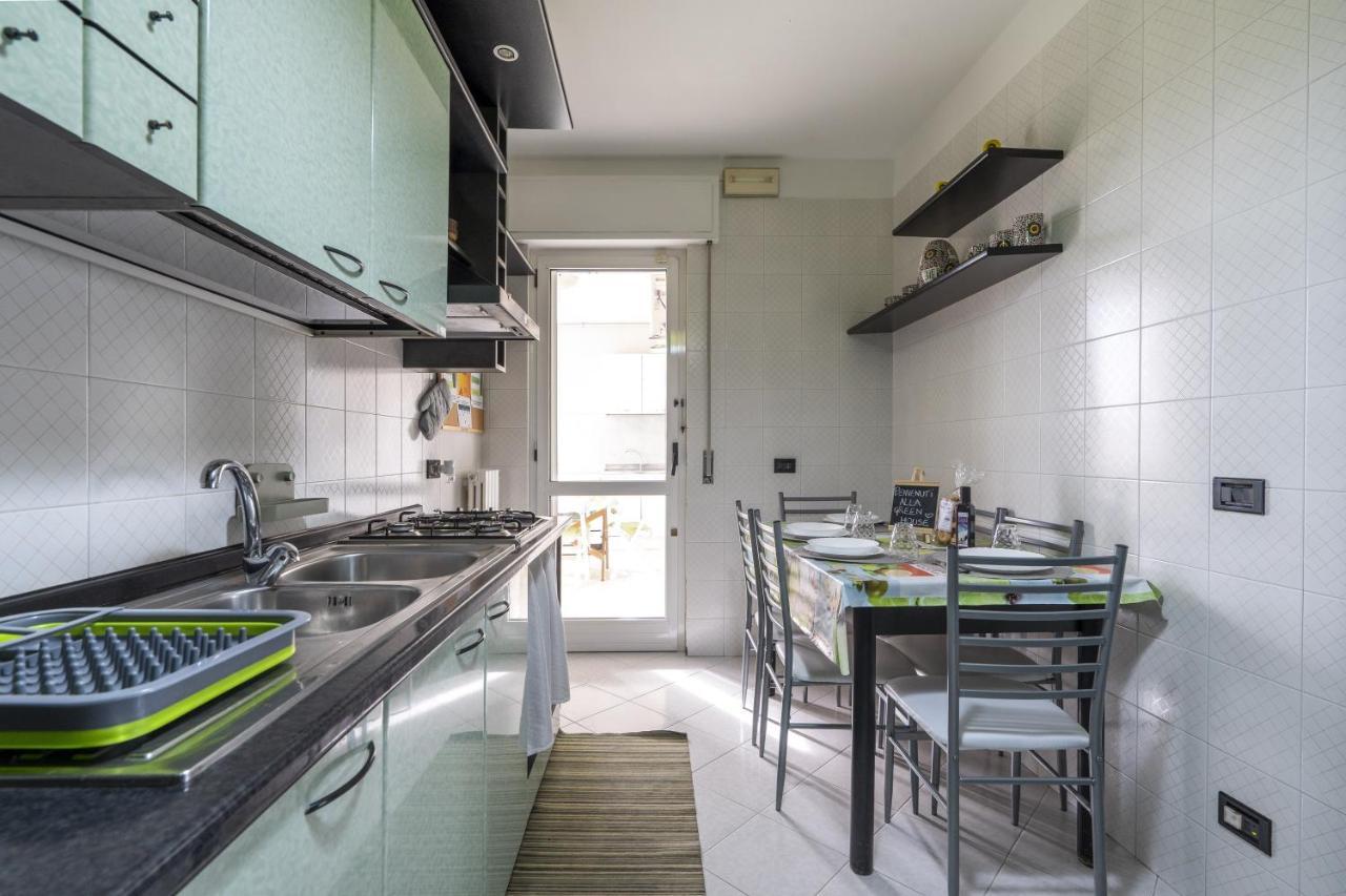 Green House Apartment โมโนโปลี ภายนอก รูปภาพ