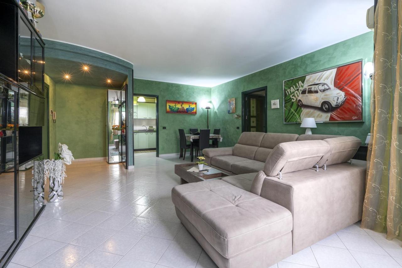 Green House Apartment โมโนโปลี ภายนอก รูปภาพ