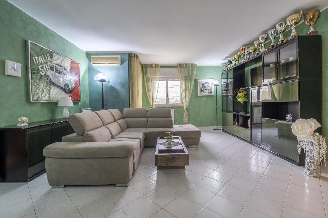 Green House Apartment โมโนโปลี ภายนอก รูปภาพ